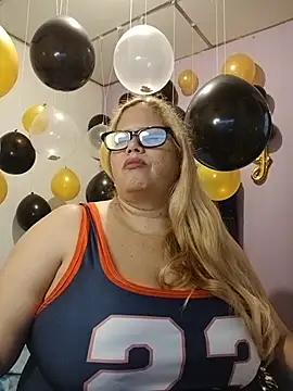 EllisW8 - Tease me....play me!!!