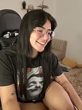 Lia_flowers - BRA OFF AND SUCK TITS
