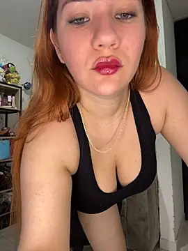 Celestedubois - SHOW PUSSY IN CLOSE-UP ⭐
