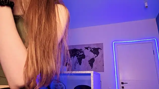 HopeWiltsey - Lick my Lips