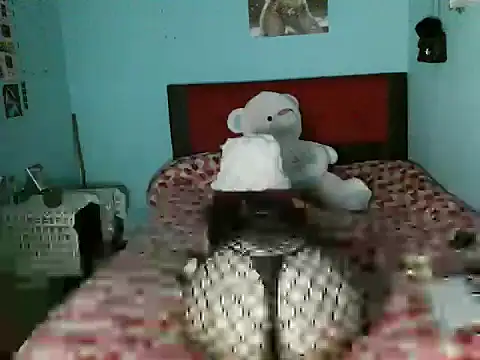 Lau1307- - ME QUEDO DESNUDA
