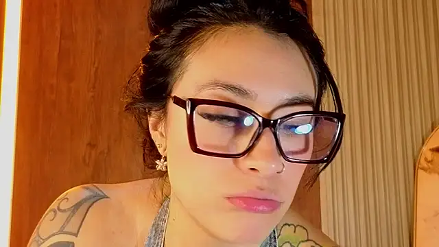 Isabella_Collen_v - RIDE TORSO + CONTROL TOY 4MIN 😏😈🤭