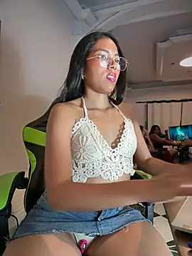 SheenaBrooke - OFFICE -ASS WINS PANTY OFF