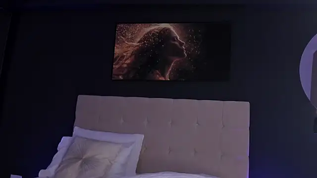 KaylaBenz - Lets talk about my tits ❤️❤️❤️
