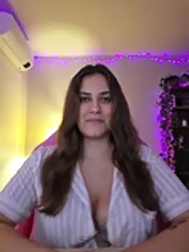 MiaRides19 - I will suck dildo 🙈🙈