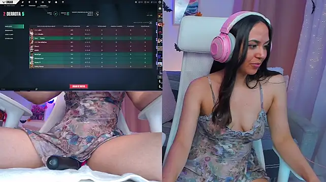 VenusIslove - SHOW TITS AND SUCK DILDO