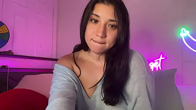 Nina_lovez - play with pussy