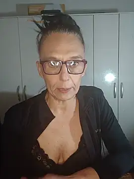 Ladykatheryna - De perrito meterme el dildo en la vagina