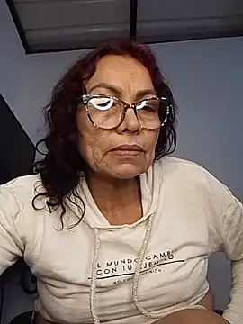 HOT_LATINA20 - Finger in pussy