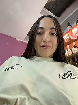 HollyAngel2 - labios humedos