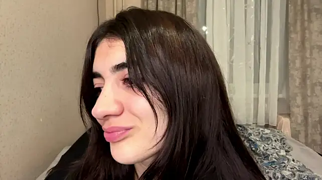 Ledi_Asthik - show my belly.. >,<