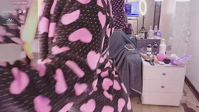 Lizha_milf - Thong off, oil ass and rub asshole🍒