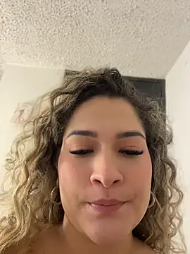 Sara_smiiith211 - dildo in my pussy