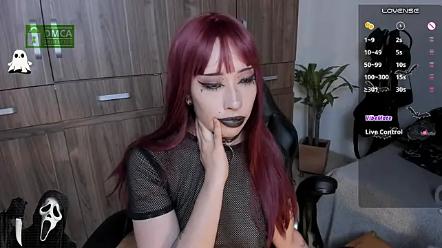 Ravenelle_ - show tits + nipple clamps🍬