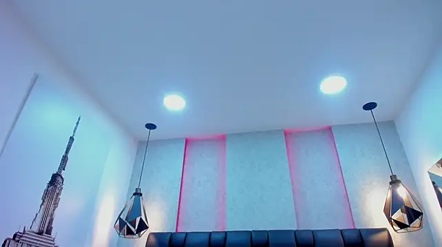 Samantha_hotly - wet my shirt
