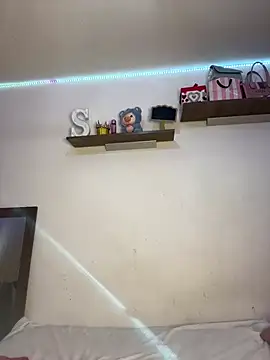 Alahiaaa_ - FULL NAKED