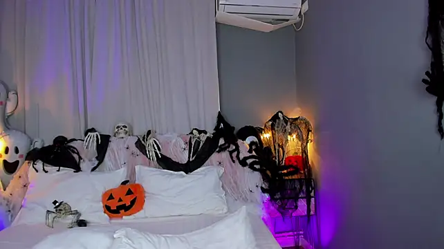AmedeeaBanks - A hard deep orgasm is needed ✨✨