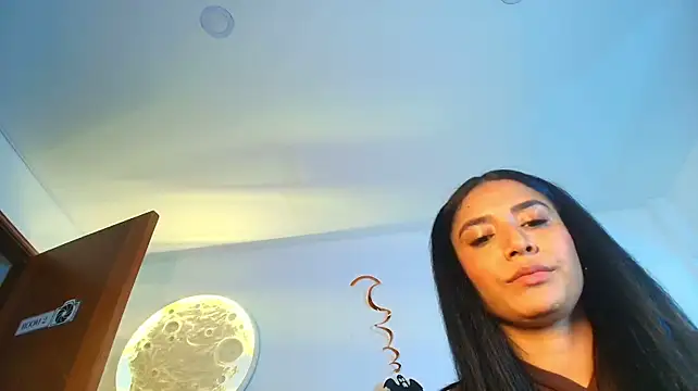 Karla-ruiz - play with pusy