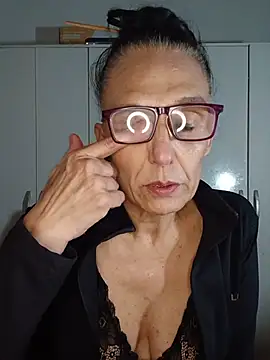 Ladykatheryna - De perrito meterme el dildo en la vagina