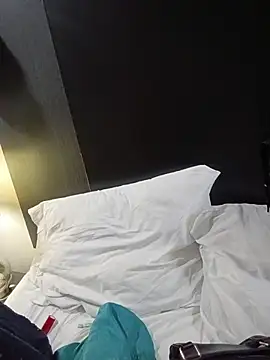 Nakedgarbageperson - Outside for rest of stream