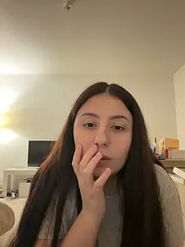 Angela80 - Complètement nue