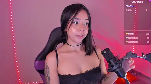 SoyMarii - Dildo in pussy