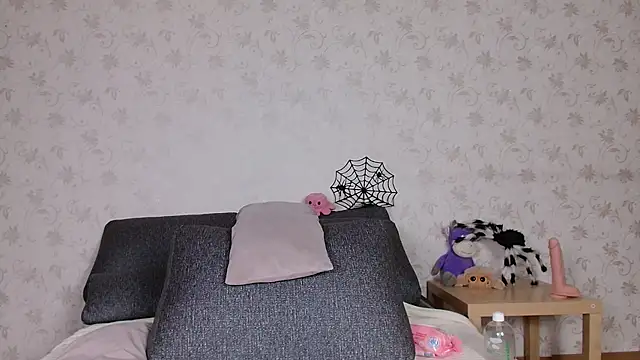 Sofiaa_here - 2 fingers in pussy