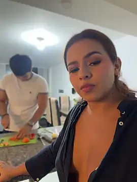 Itsdanividarte - Fingers in pussy in public balcony