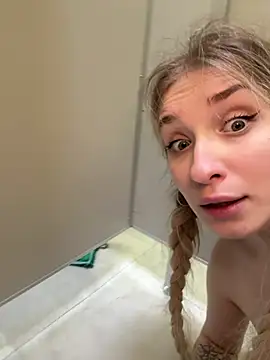 LollyPollly - TEASE ASSHOLE IN MANS WC 🍑🍑🍑