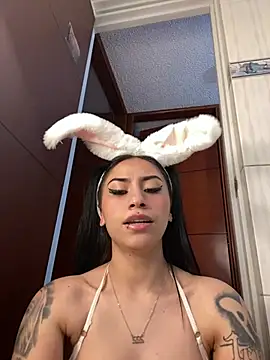 Bunny_sexy01 - Tits full of milk + russa