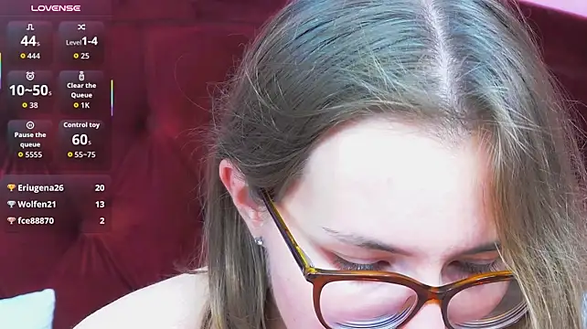 JessieJuss - topless 1 min