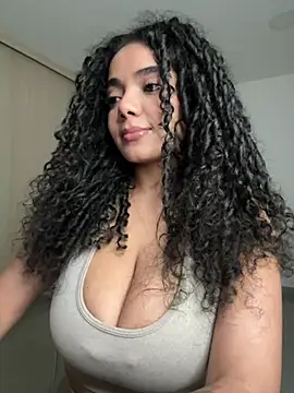 Curlyierr - DOGGY STYLE + SPREAD ASS