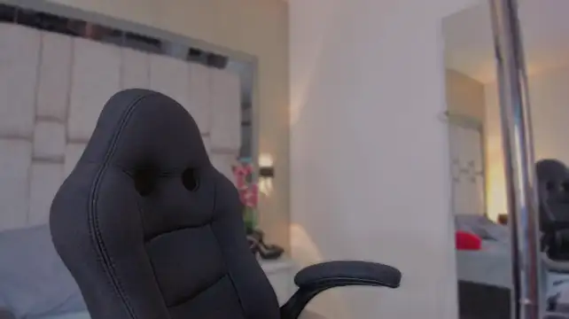 EmilyRouze - fuck my dildo open legs