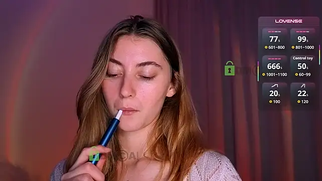 Lady_curls - be full naked 5 min