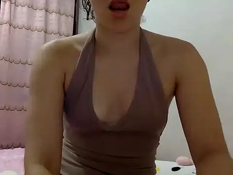 LatinDoll8 - TITSQUEEZET/AHEGAO
