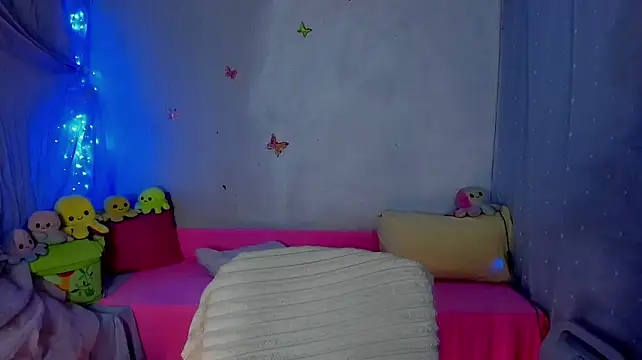 YourLizzyDoll - stay topless+blowjob 3 min