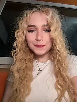 CocosikRay - Flash my big sex ass