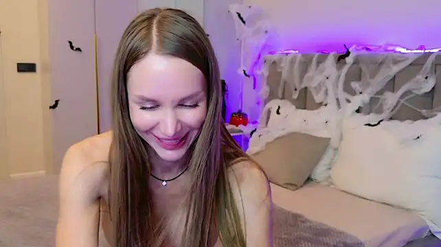 Trophy_x_W1fe - Hand in panties- massage pussy