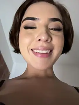 LadyScarlett_