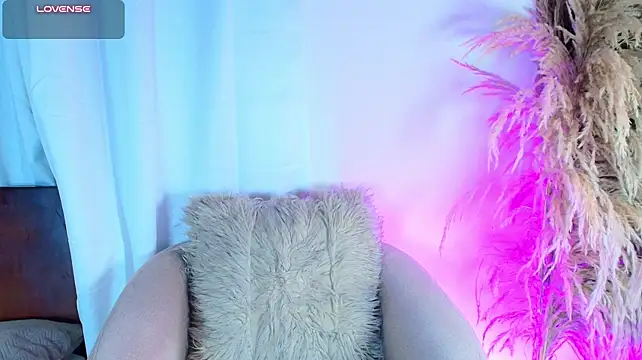 Samy_Grey01 - Samy suck that nipples so hard
