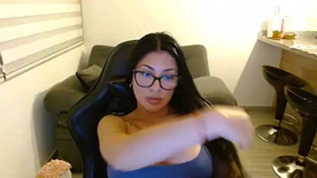 Mia_Paradis - 🥵CONTROL OF TOYS X 10 MIN🥵