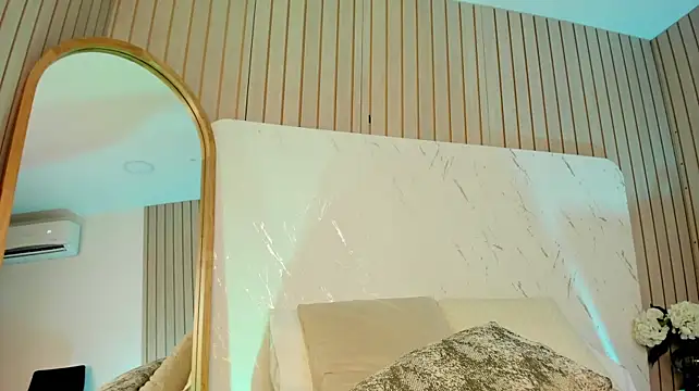 IsisJames_