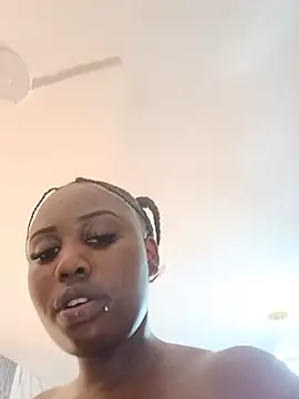 Queenmillan - FUCK WITH DILDO