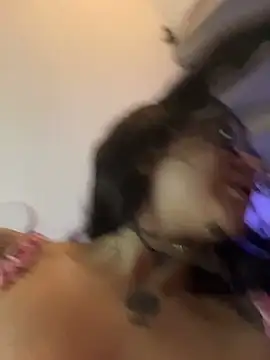 Honey_babee - Show tits