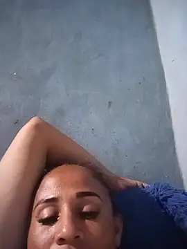 MoanaCaspier - me meto 4 dedos en la vagina