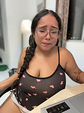 CurlyGirl_1 - Undress me ❤️‍🔥