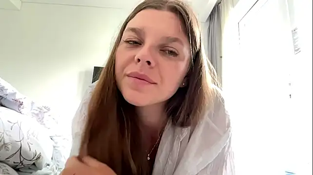 AmieLendor - Video fucking butt dildo and squirting