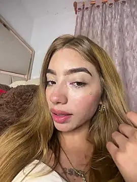 Sophia_Queen03 - Asshole😈