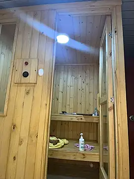 Barbieleblanc - Dildo in ass