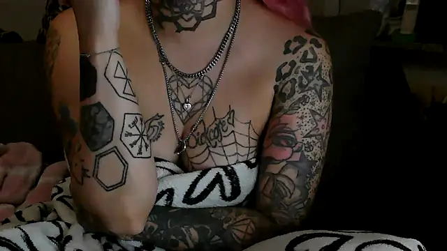 RoxxyInk - 2 videos for last tipper